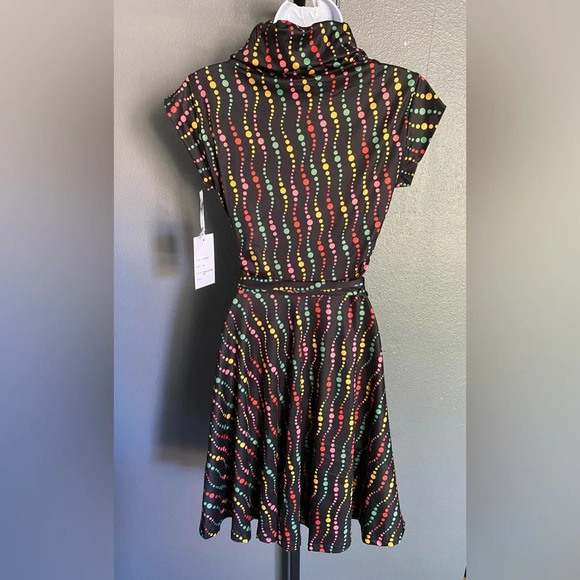 🦋B2G1🦋UNIQUE VINTAGE Black & Rainbow Dots Fit and Flare Dress NWT | SMAL… - Picture 8 of 11